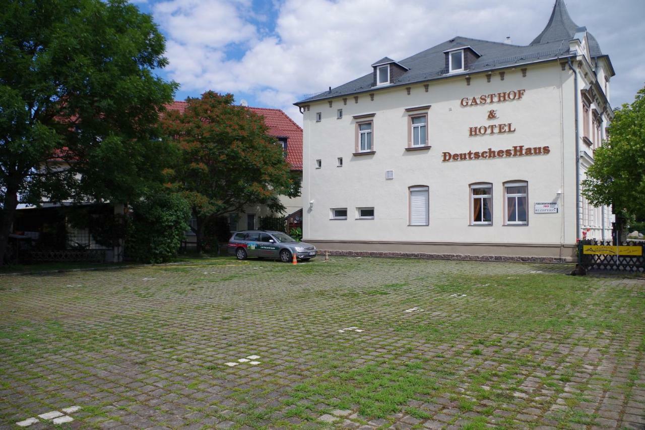 Hotel Deutsches Haus Weinböhla Exterior foto